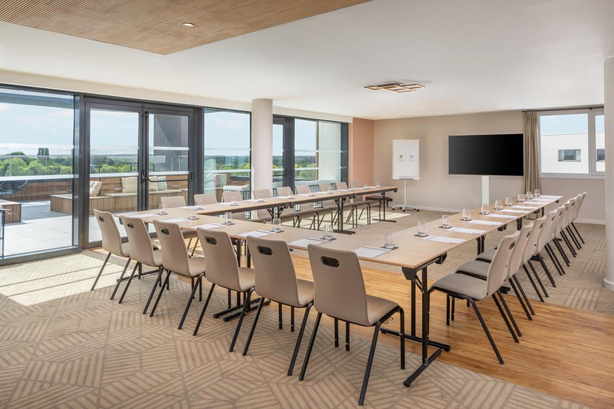 Hyatt Place Paris Charles De Gaulle Airport Roissy-en-France Exterior foto