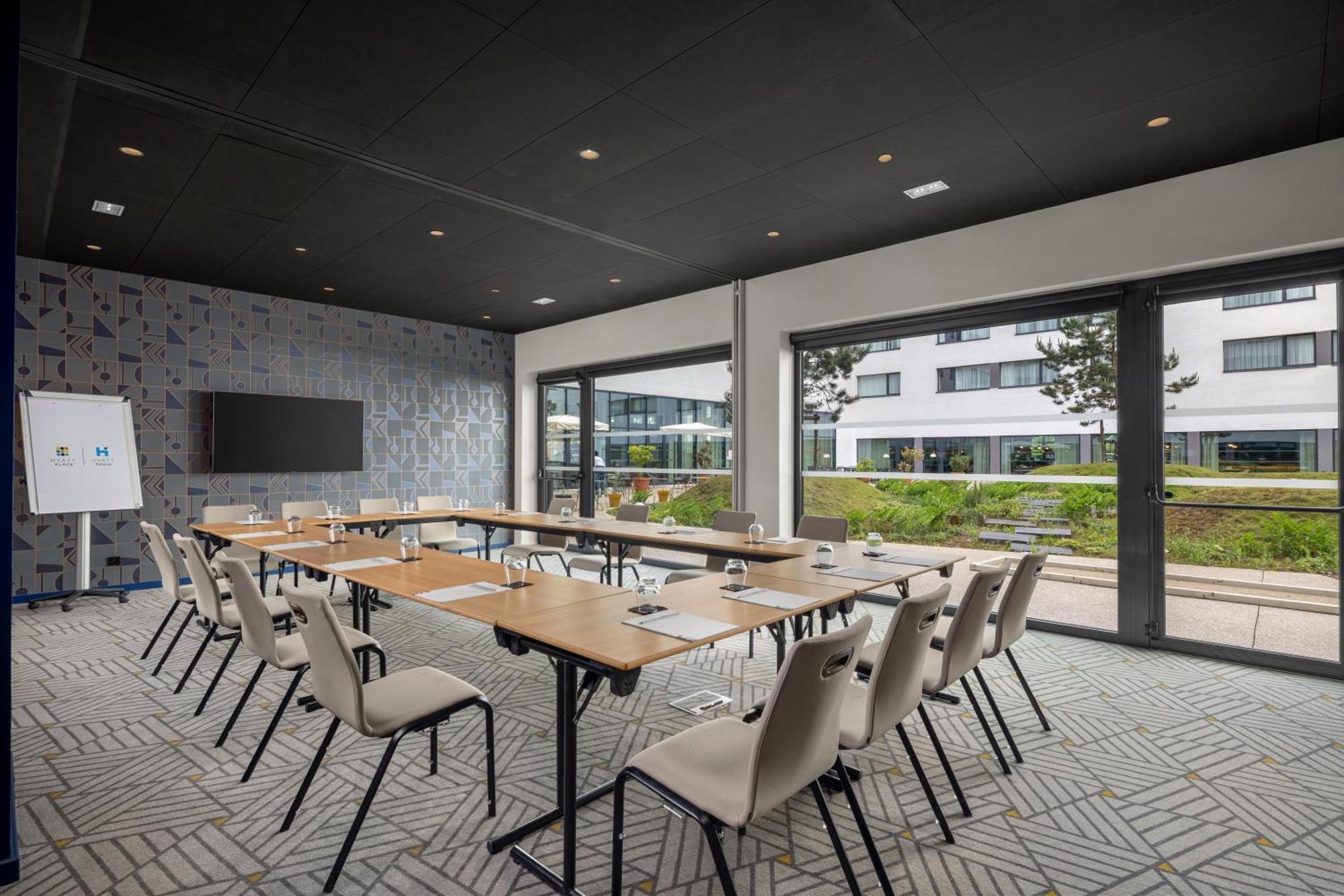 Hyatt Place Paris Charles De Gaulle Airport Roissy-en-France Exterior foto